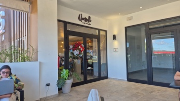 🌏 QueXopa Food and Coffee, Interior | Restaurante Internacional